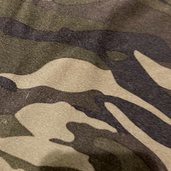 LuLaRoe Legging T&C - Camo - Picture 2 of 2